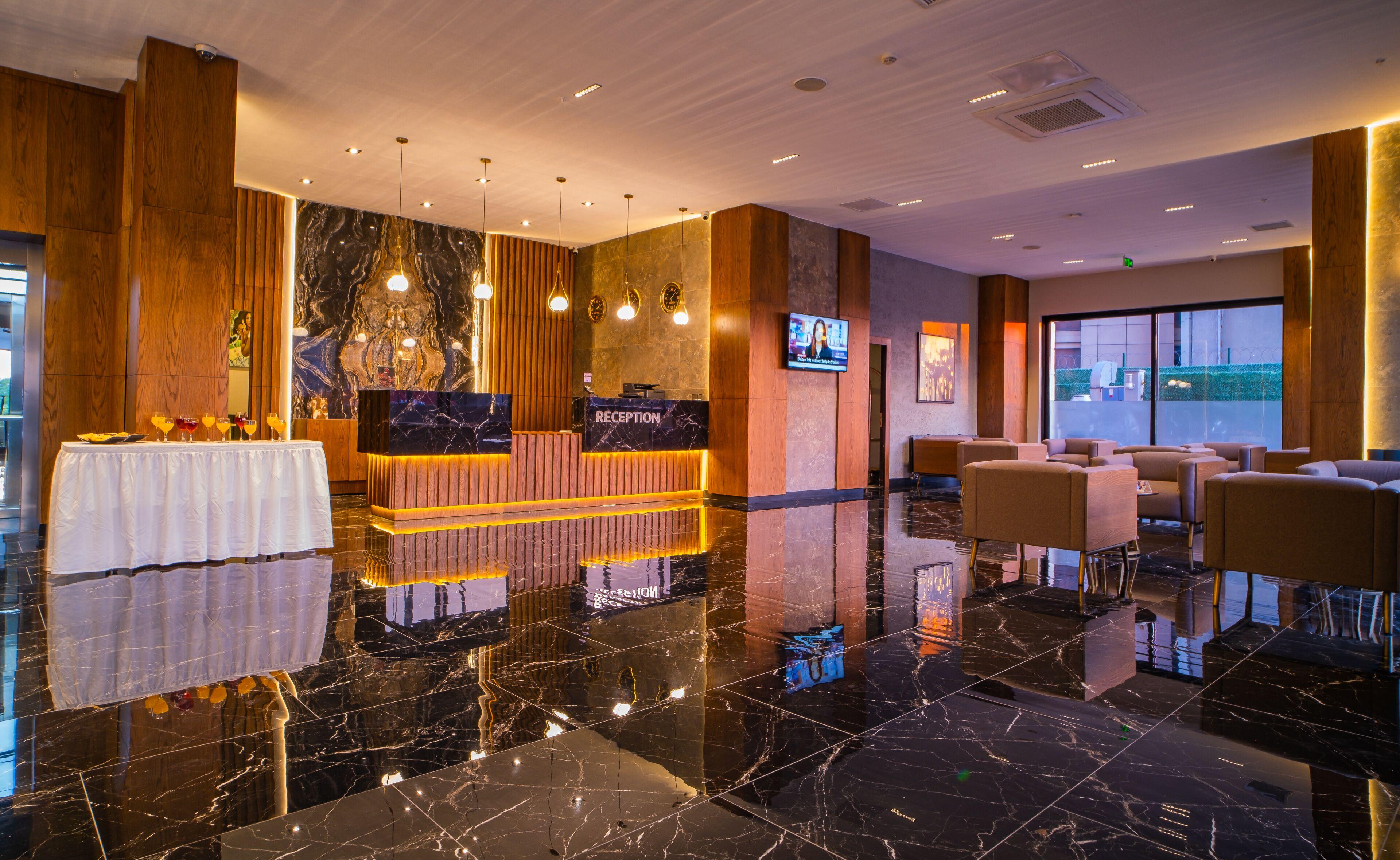 Mayi Hotel — Photos 3